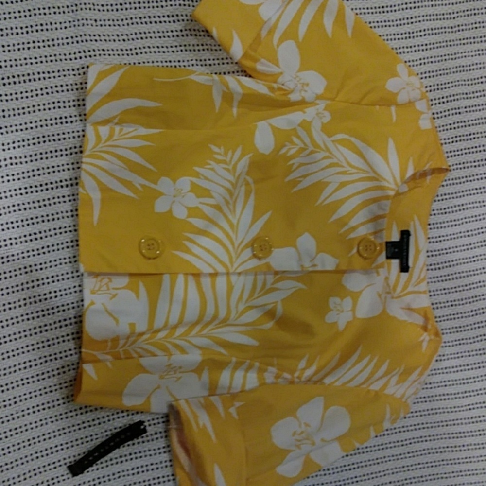 Cropped jacket can be worn as top or over top